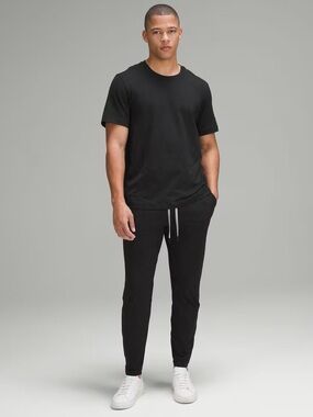 Lululemon Men Athletica Soft Jersey Tapered Ankle Pant Small